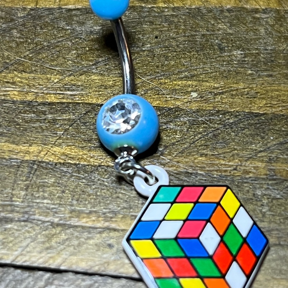 Rubic’s cube belly ring